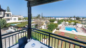 Premium bedding, in-room safe, soundproofing, iron/ironing board