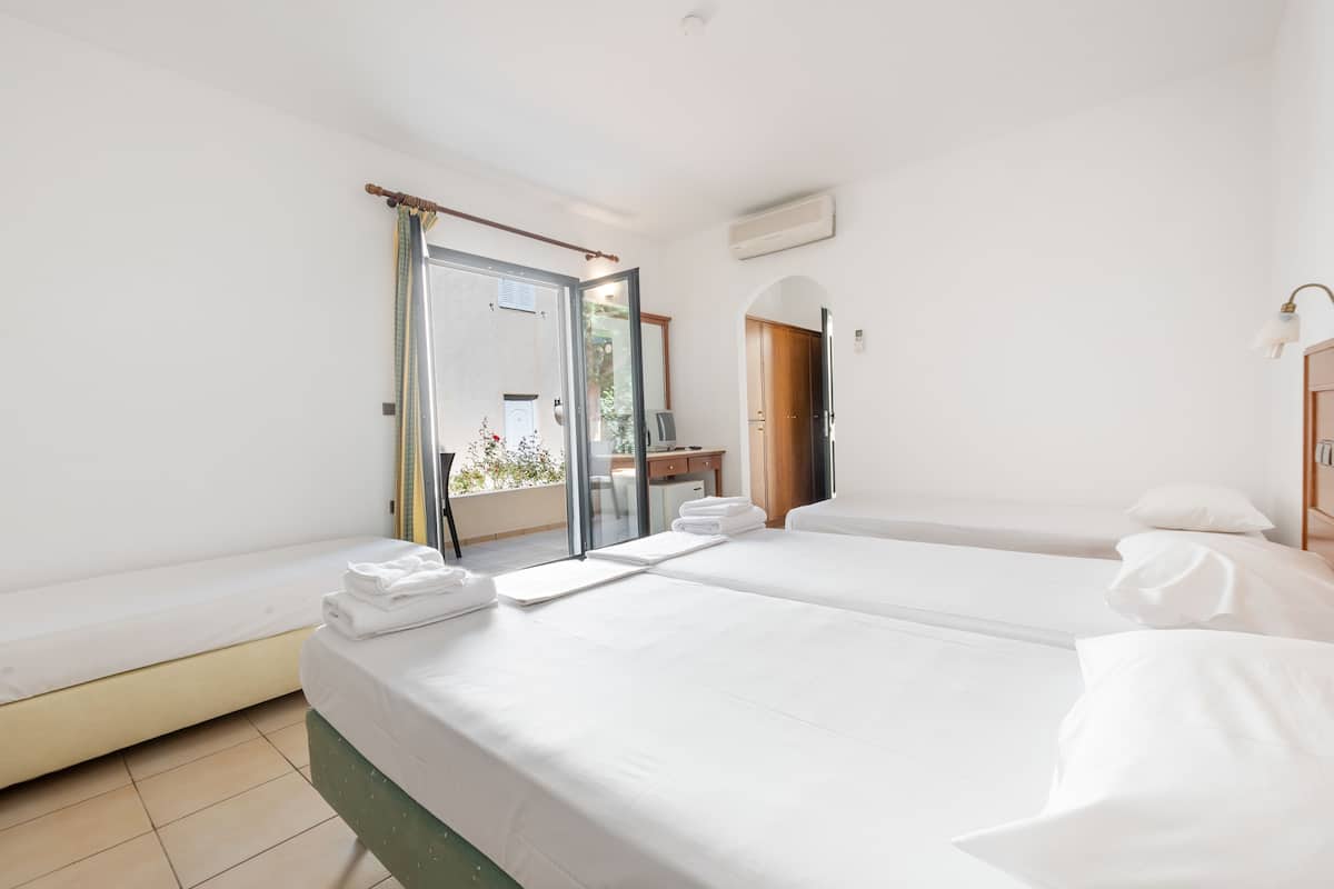 premium bedding, in-room safe, soundproofing, iron/ironing board