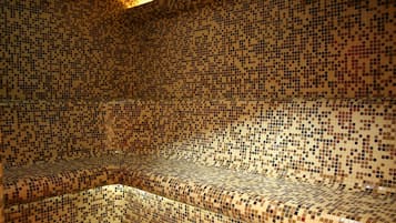Sauna, Whirlpool, Körperbehandlungen, Aromatherapie