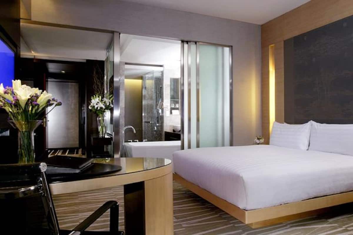 Minibar, in-room safe, desk, blackout curtains