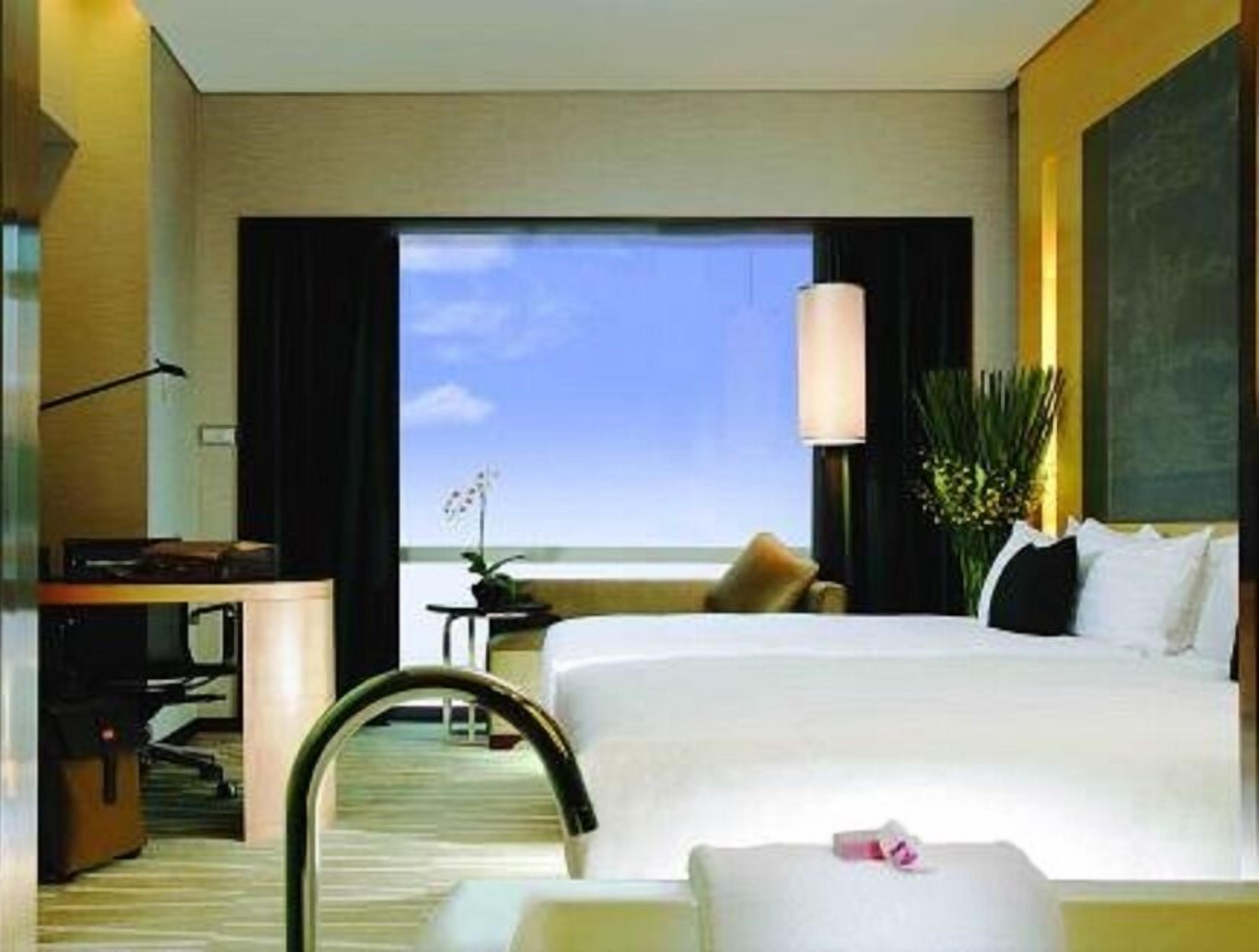 Minibar, in-room safe, desk, blackout curtains