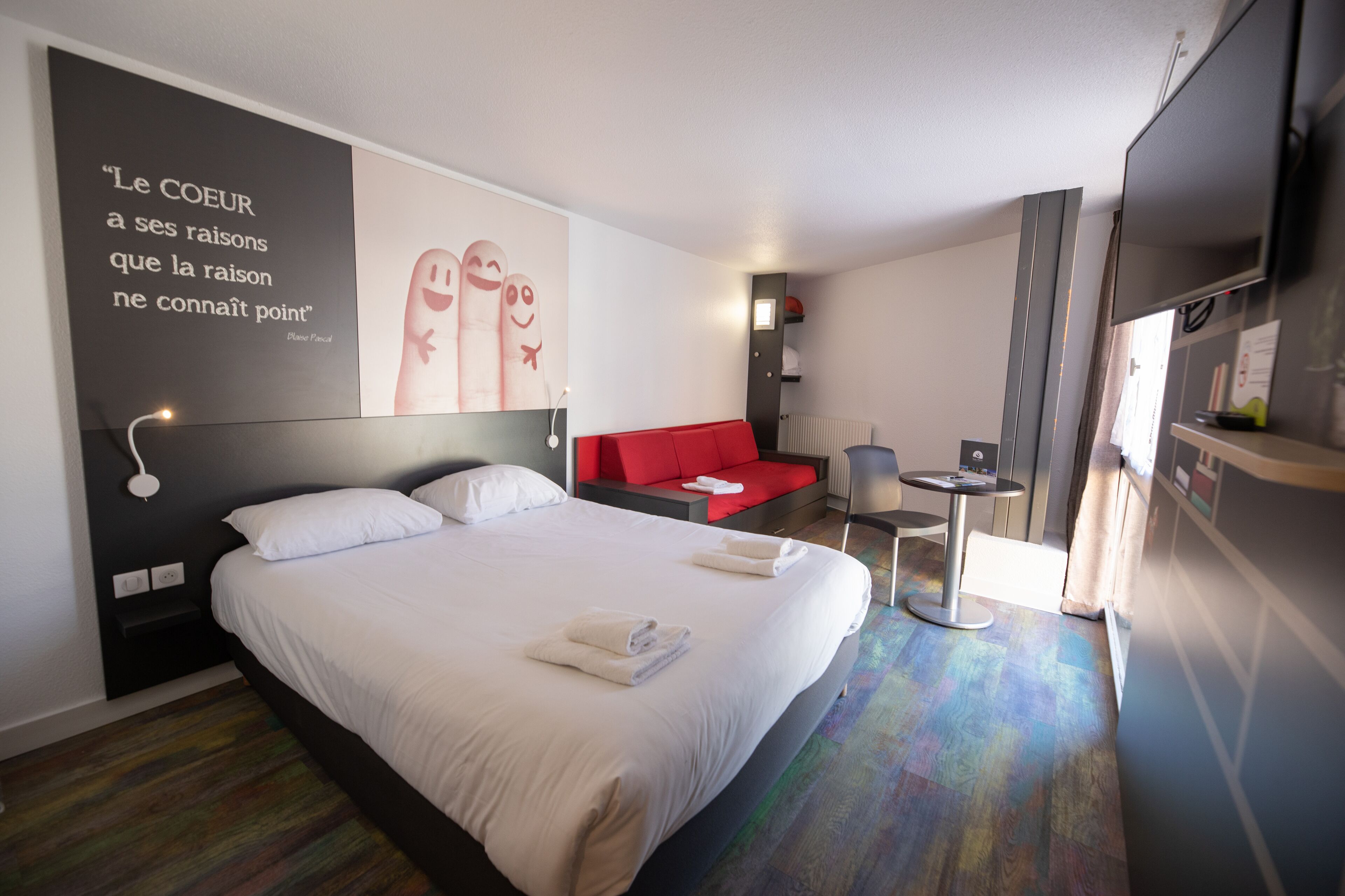 Chambres insonorisées, Wi-Fi gratuit, draps fournis