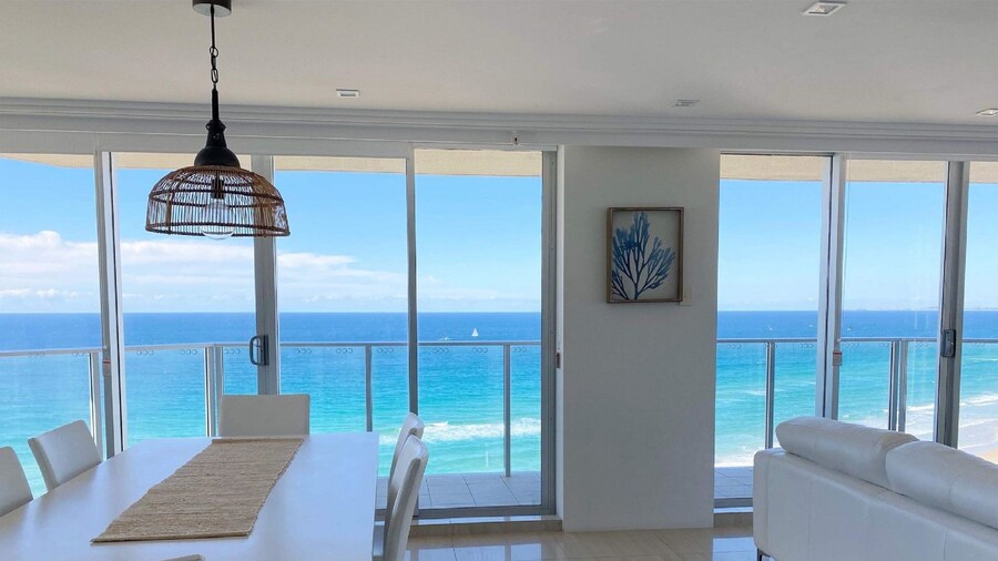 Hi Surf Beachfront Resort Apartments