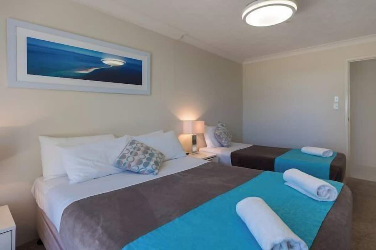 1 bedroom, individually decorated, individually furnished, soundproofing