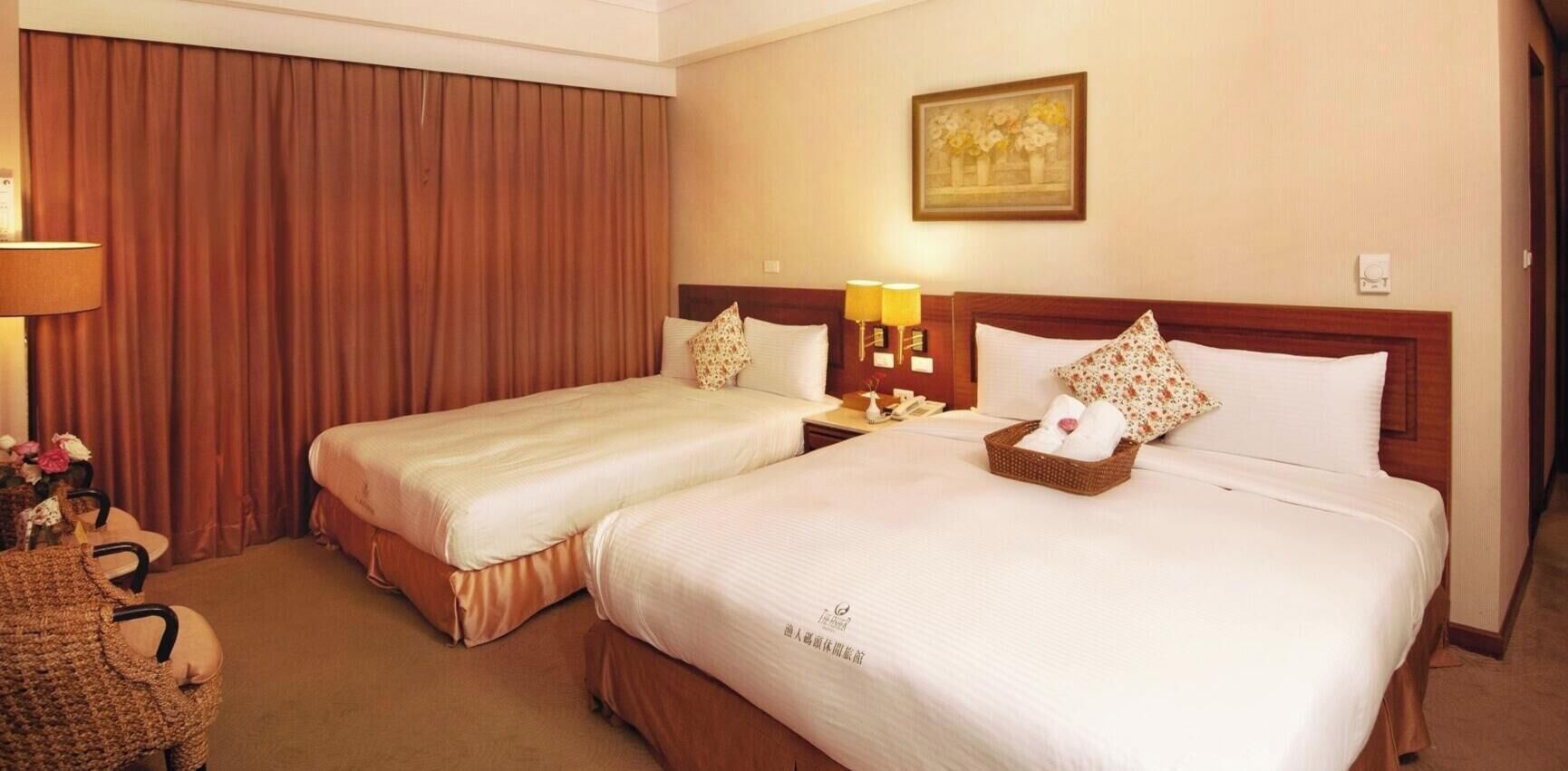 ตู้นิรภัยในห้องพัก, โต๊ะทำงาน, พื้นที่ทำงานแบบใช้แล็ปท็อป, Wi-Fi ฟรี