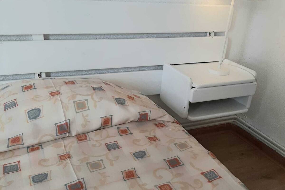 1 habitación y cunas gratuitas 