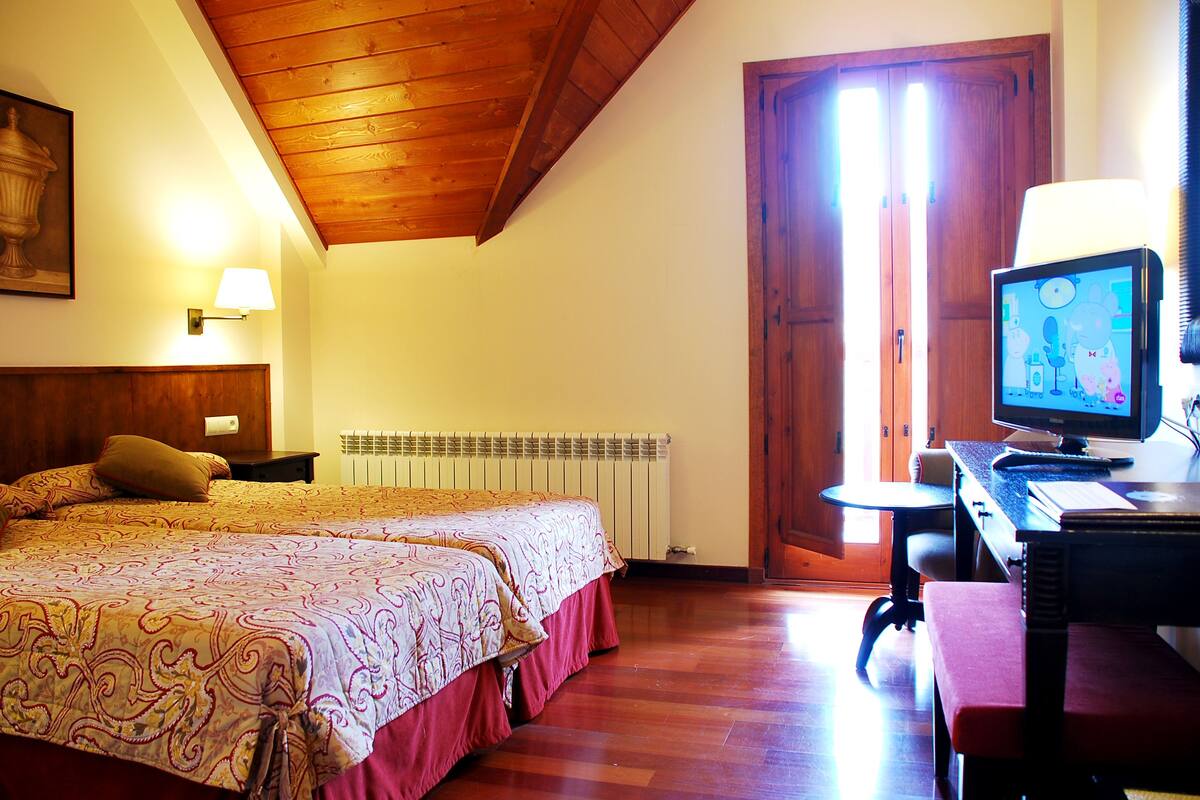 Minibar, in-room safe, free cots/infant beds, rollaway beds