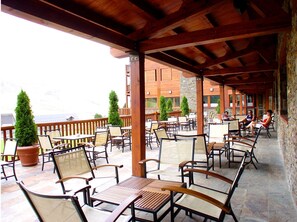 Breakfast and dinner served - Hotel Saliecho (Sallent de Gallego)