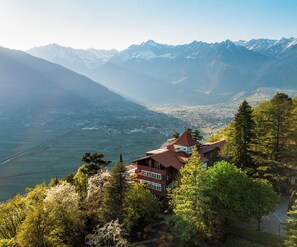 Exterior - Relais & Chateaux Hotel Castel Fragsburg (Merano)