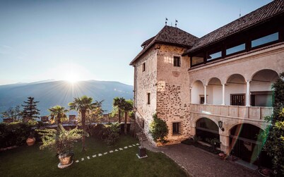 Relais & Chateaux Hotel Castel Fragsburg