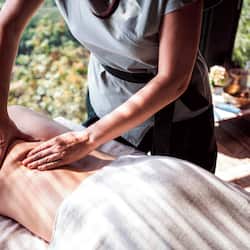 Bilik rawatan pasangan, sauna, tab panas, bilik wap, rawatan badan