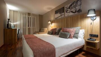 In-room safe, desk, blackout drapes, soundproofing