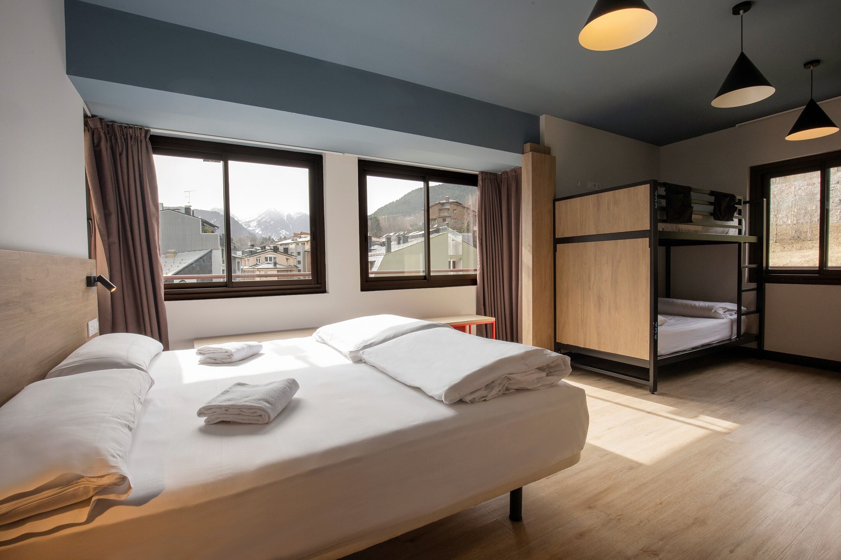 Family Quadruple Room | Soundproofing, free WiFi, bed sheets