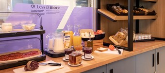 Font Andorra Hostel by Nexta