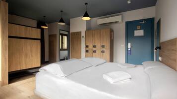 Familiekamer, Meerdere bedden | Geluiddichte muren, gratis wifi, beddengoed