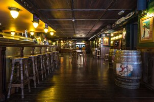 Pub