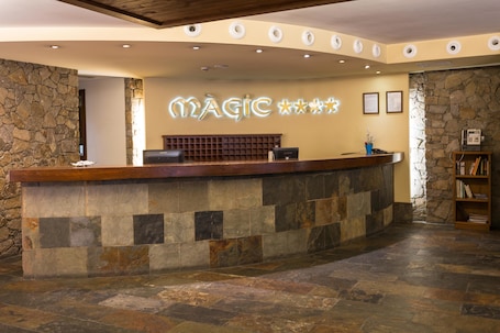 Recepción. Hotel Màgic La Massana by Nexta