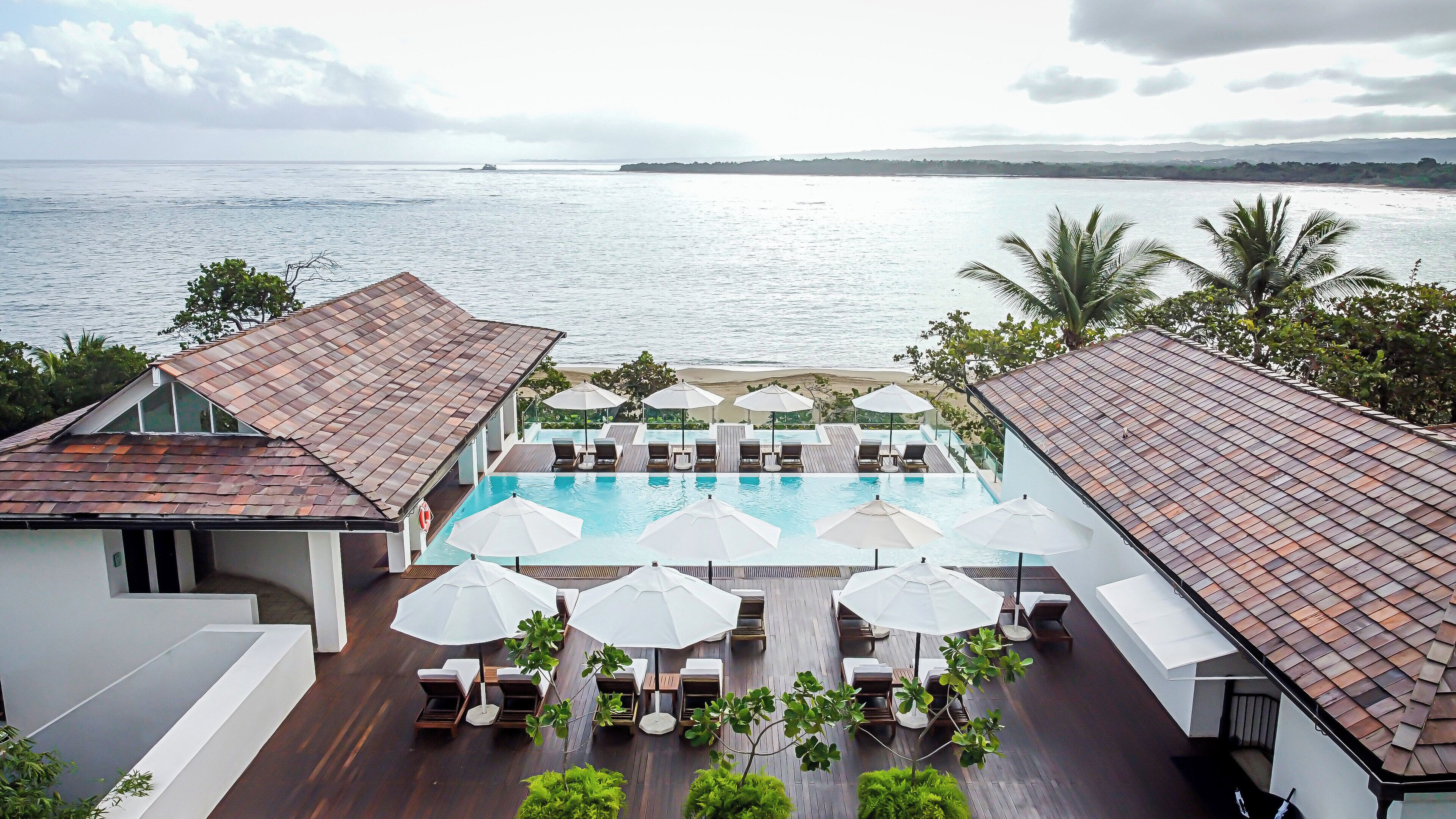 Außenpool, Cabañas (kostenlos), Sonnenschirme