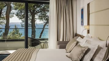 Habitación Deluxe doble, terraza | 1 dormitorio, ropa de cama de alta calidad, minibar y caja fuerte