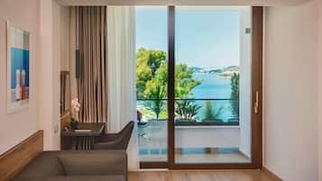 Superior Double or twin room Sea View | 1 間睡房、高級寢具、迷你吧、房內夾萬