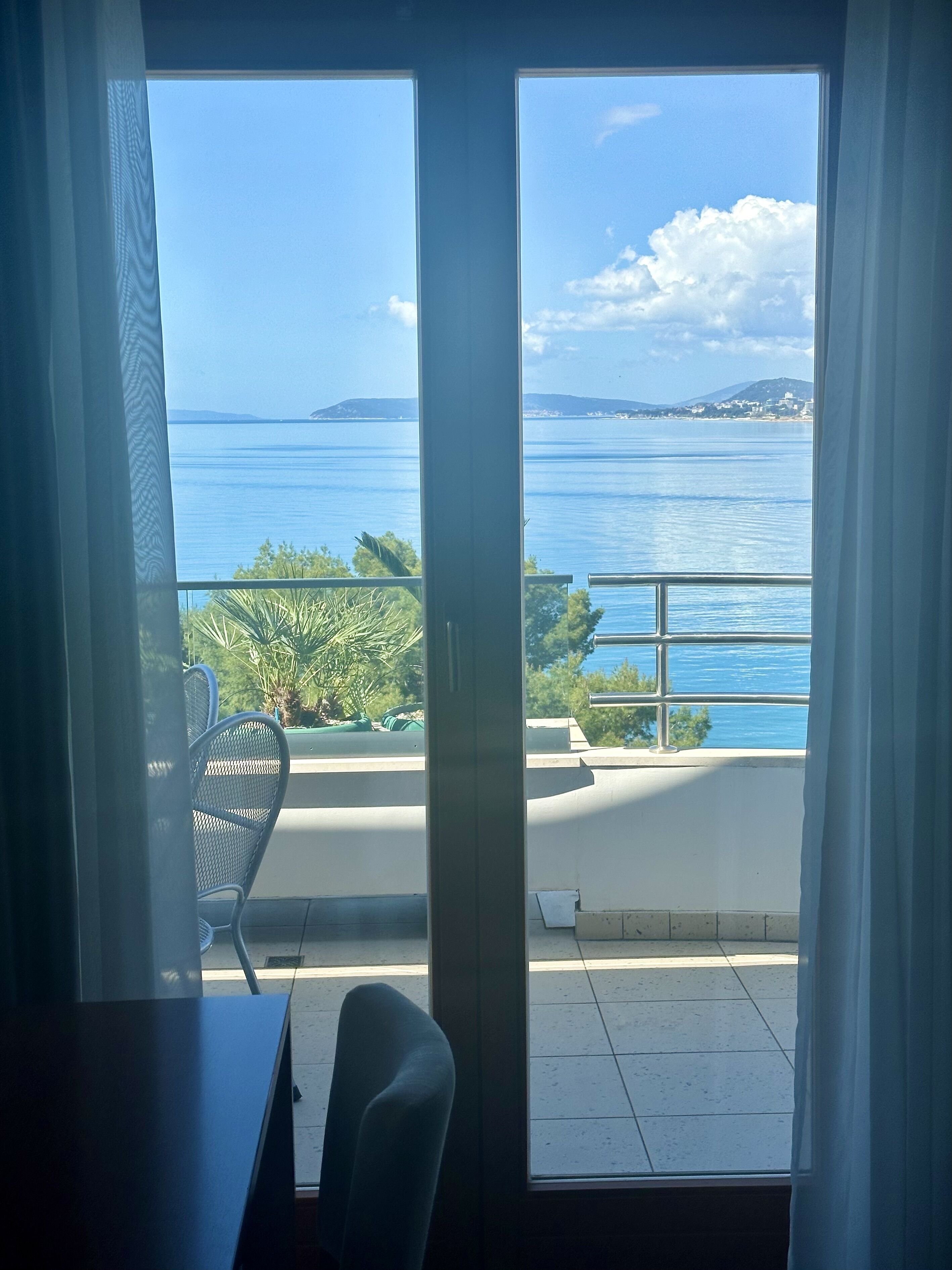 deluxe apartment, terrace, sea view | premium bedding, minibar, in-room safe, desk