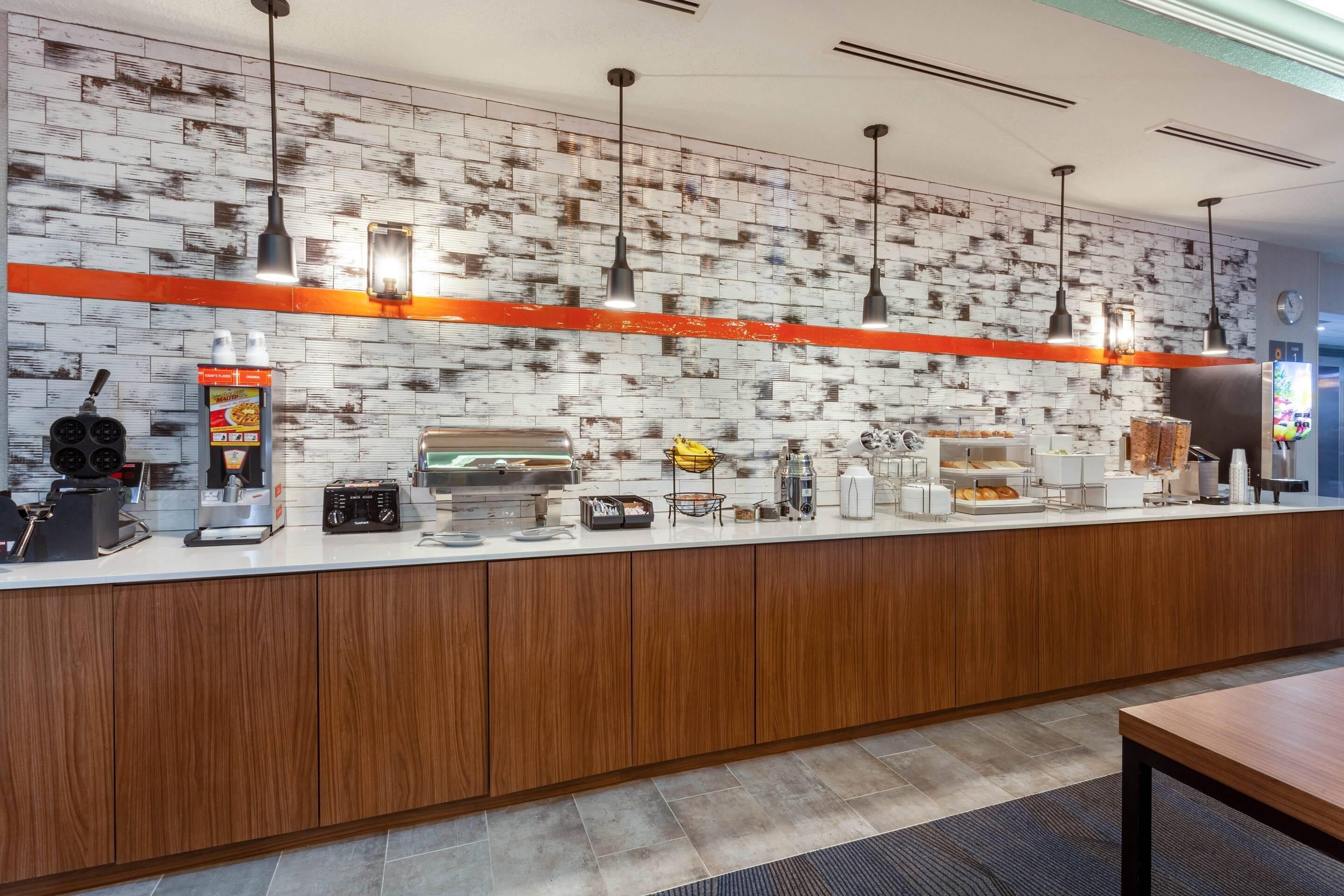 Free daily buffet breakfast