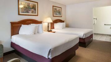 Desk, laptop workspace, iron/ironing board, free WiFi