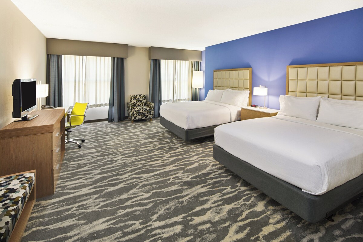 Standard Room, 2 Double Beds, Accessible (Accessible Tub) | In-room safe, desk, iron/ironing board, cots/infant beds