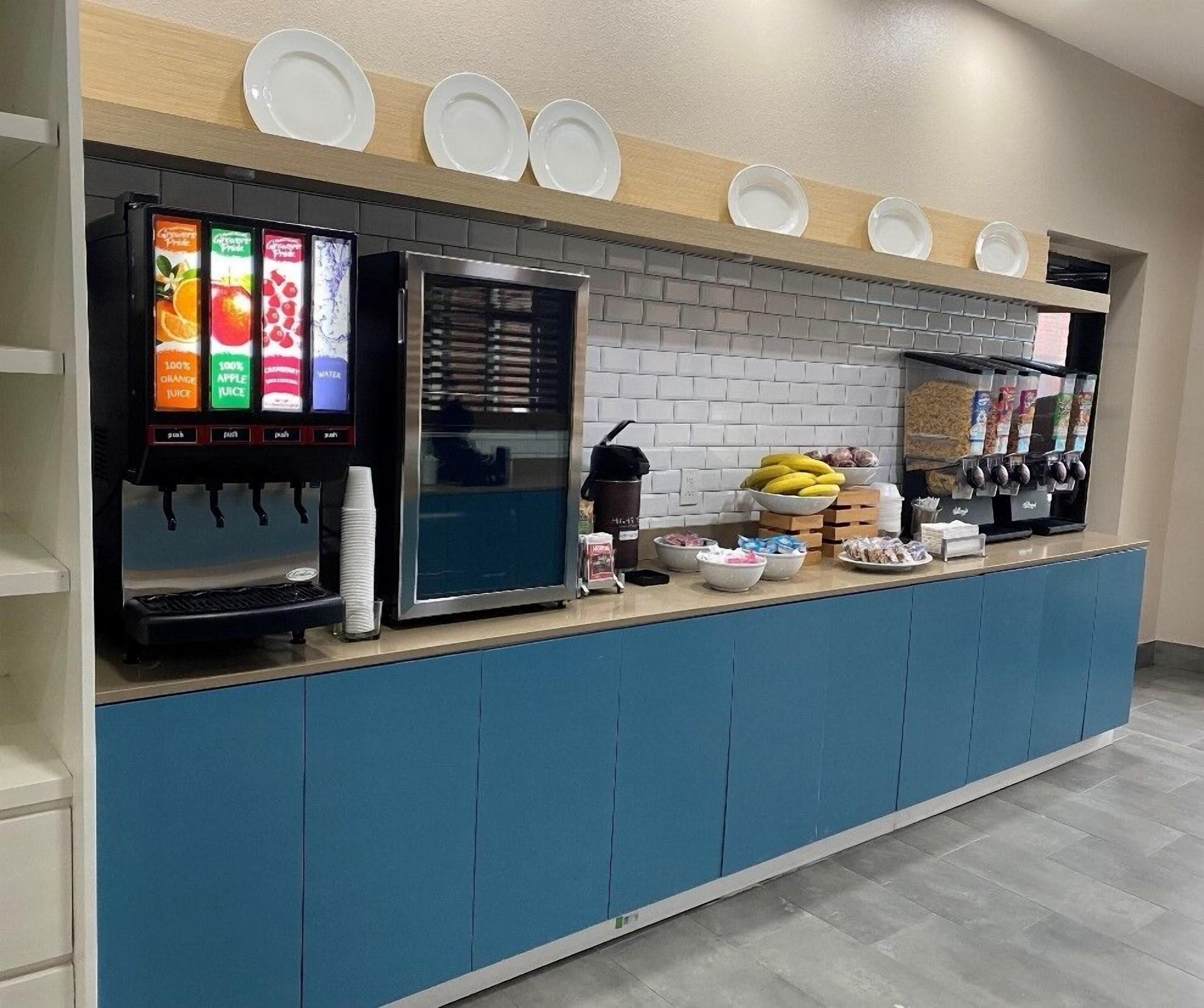 Photo - Country Inn & Suites by Radisson, RJ Stadium - Tampa Airport East