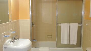 Room, 2 Queen Beds | Bathroom