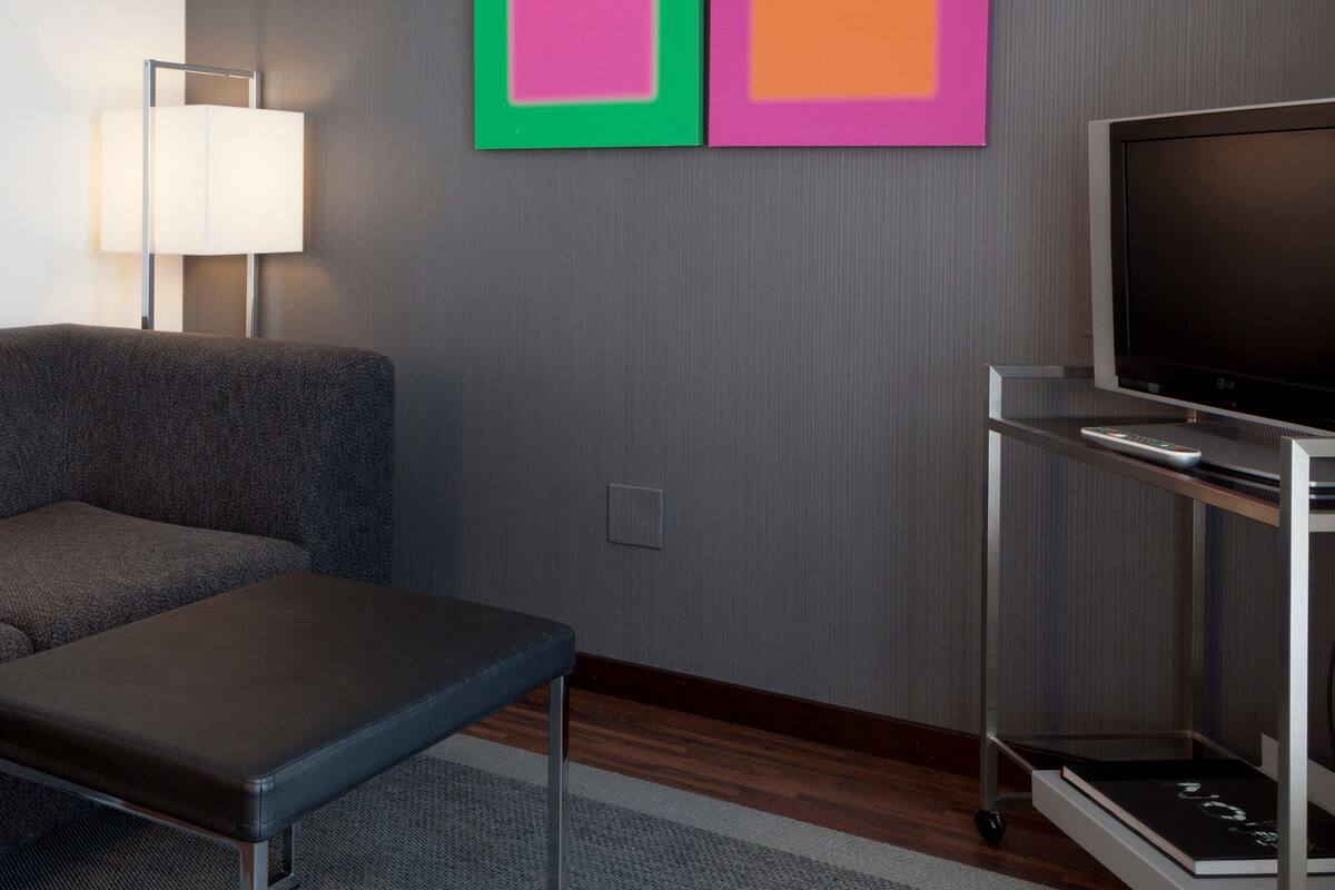 minibar, in-room safe, desk, blackout curtains