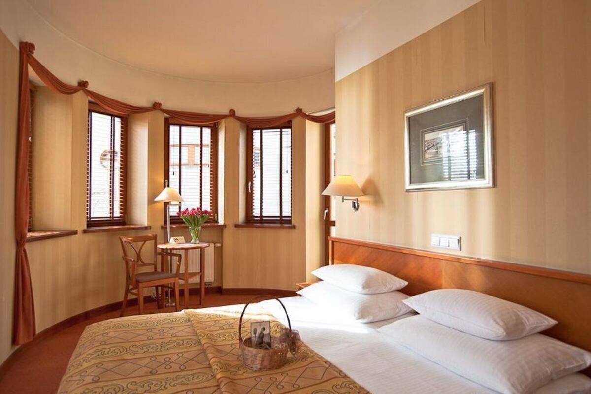 1 間睡房、防敏寢具、迷你吧、房內夾萬