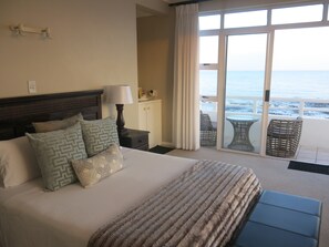 Honeymoon Suite