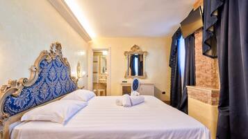 Minibar, vÀrdeförvaringsskÄp pÄ rummet och gratis wi-fi