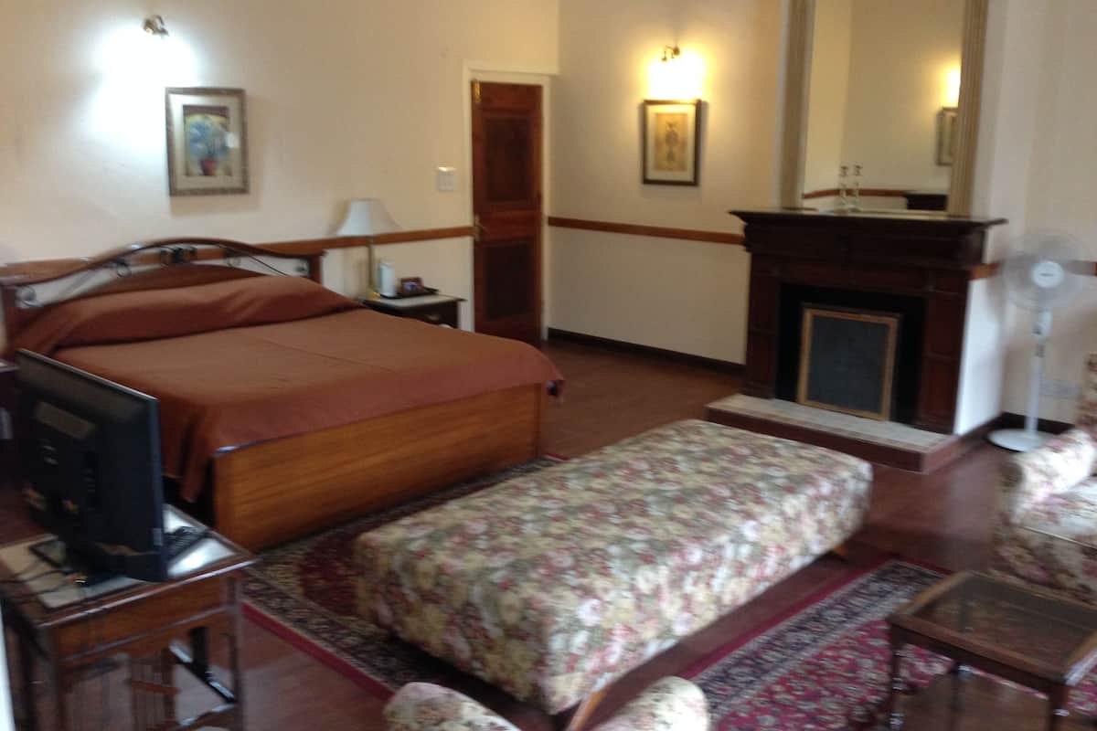Super Deluxe Room