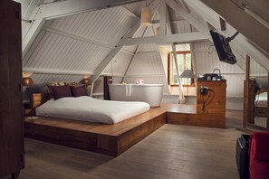 Select Comfort beds, minibar, in-room safe, individually furnished