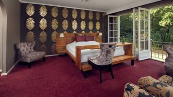 Junior suite, 1 kingsize bed | Select Comfort-bedden, een minibar, een kluis op de kamer