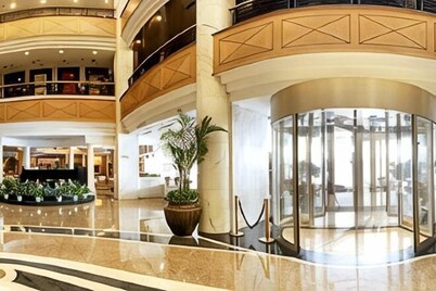 Golden Hotel