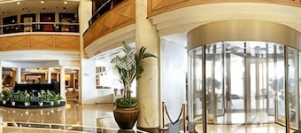 Golden Hotel
