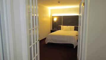 Desk, blackout drapes, iron/ironing board, free WiFi