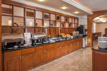 Free daily buffet breakfast