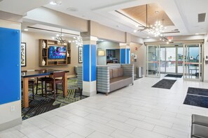 Exterior - Holiday Inn Express & Suites Stroudsburg-Poconos by IHG (Stroudsburg)