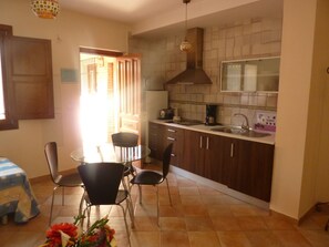 Apartment (In Annex) | Private kitchen