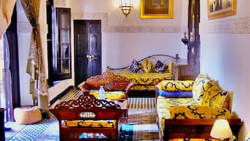 ์ค์ํธ (Serail) | ๋ฌด๋ฃ WiFi, ์นจ๋ ์ํธ