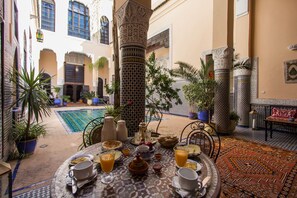 Restauration extérieure