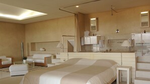 Literie de qualité supérieure, minibar, bureau, rideaux occultants