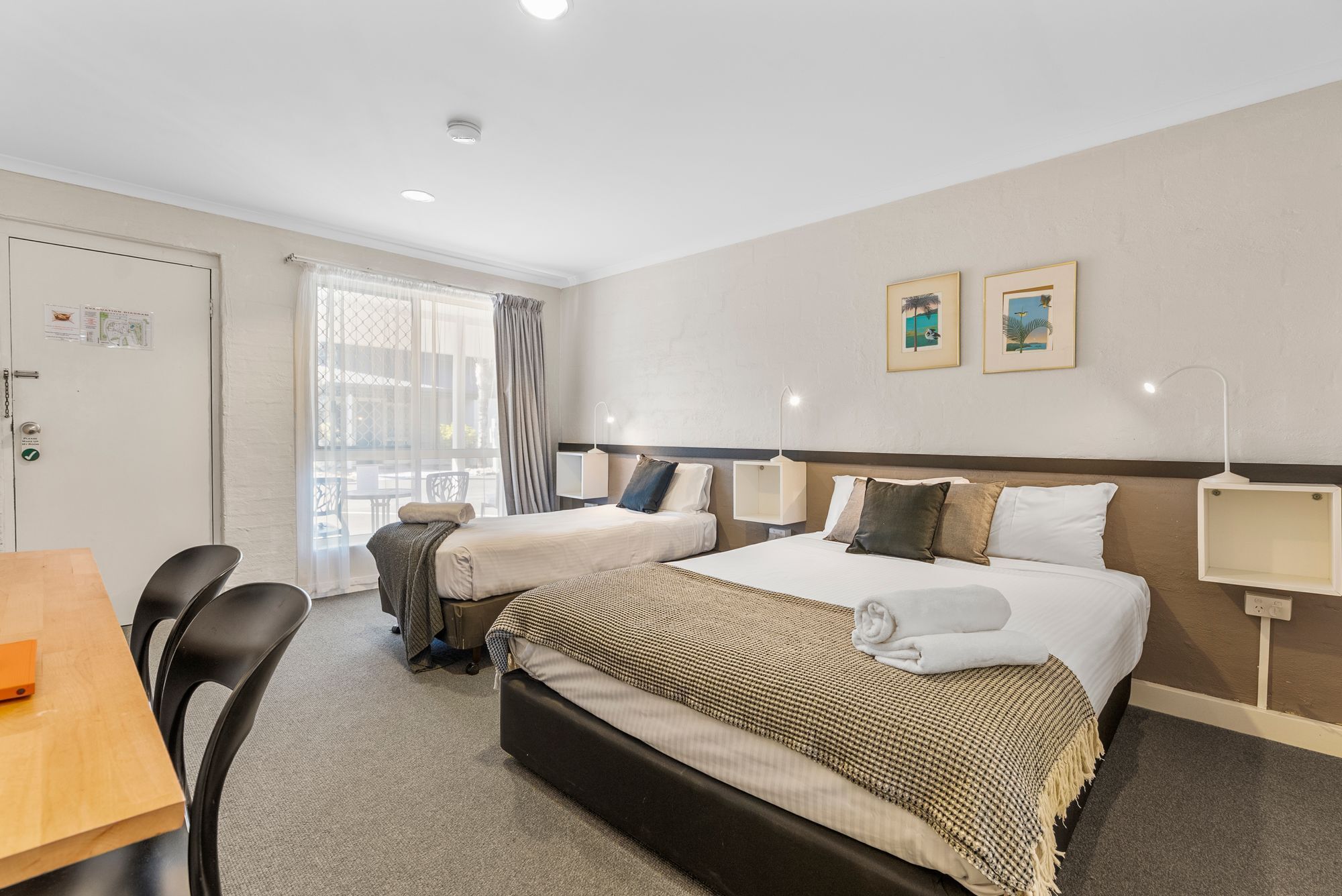 1 bedroom, minibar, individually decorated, individually furnished