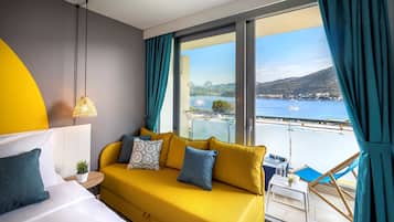 Superior Room for 2+1 Seaside | Tallelokero huoneessa, työpöytÀ, vauvansÀngyt, ilmainen Wi-Fi
