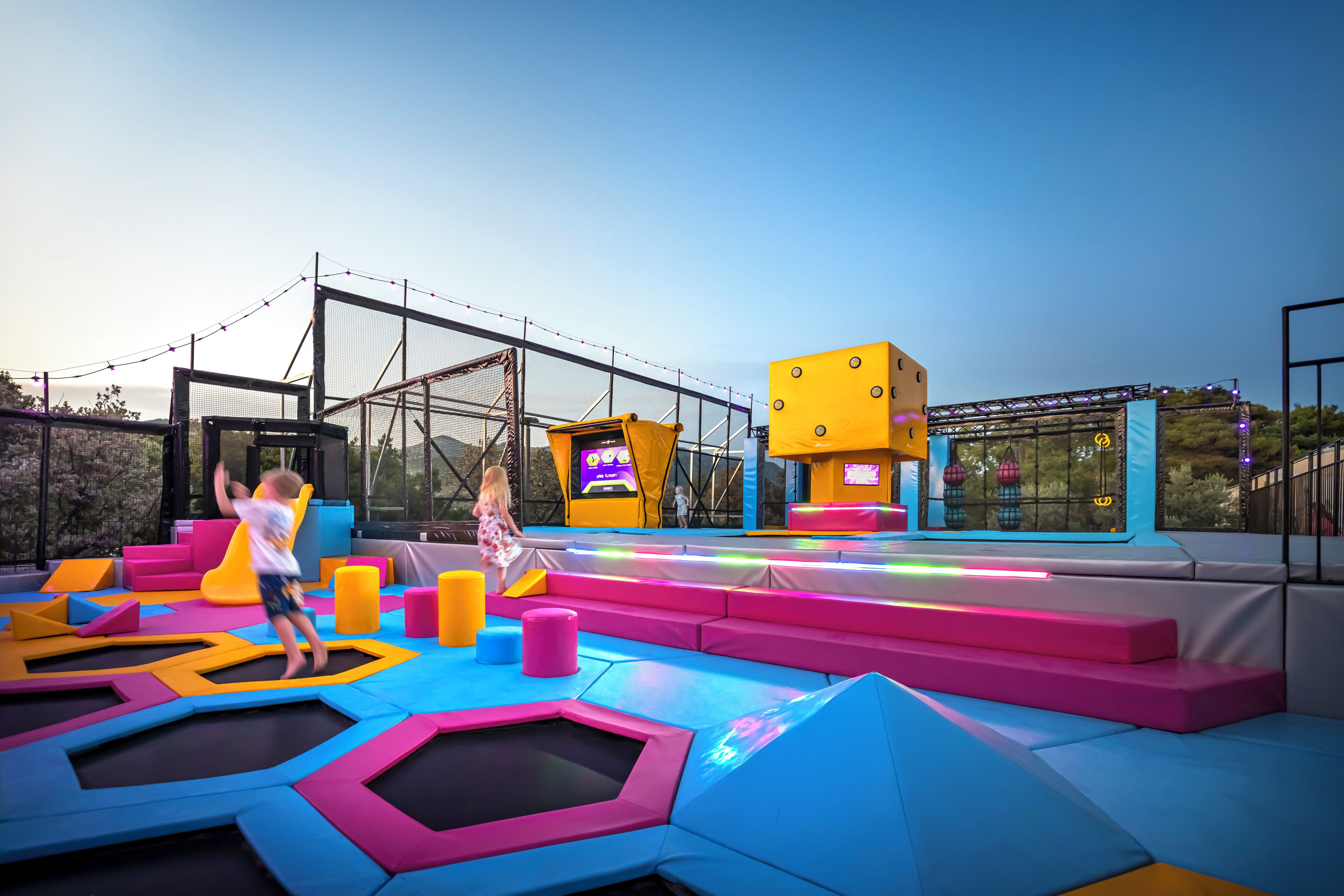 children’s play area – outdoor