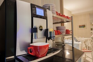 Coffee service - Hotel Brandies Berlin (Berlin)